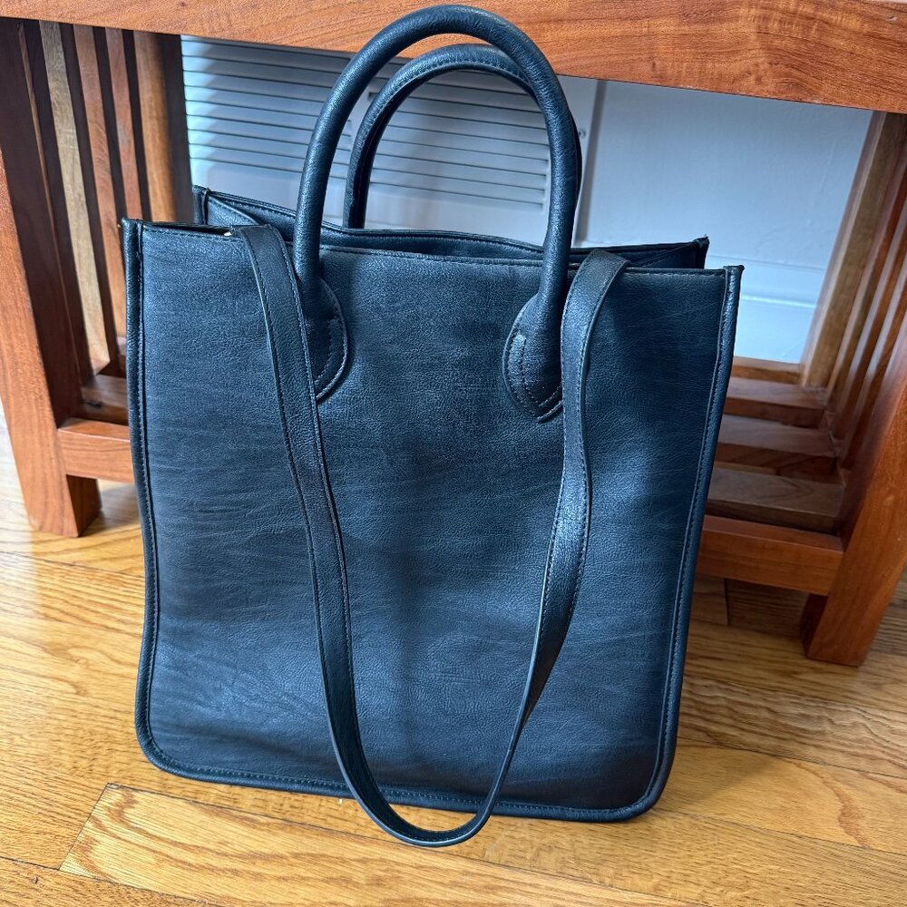 Black Leather J Crew Shoulder/Crossbody Bag with Detachable Strap